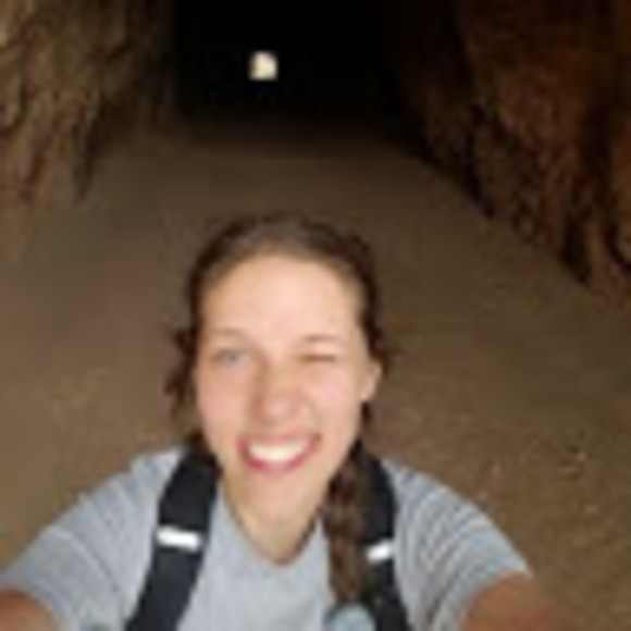 Meet your Posher, Lillianna - Picture 1 of 1